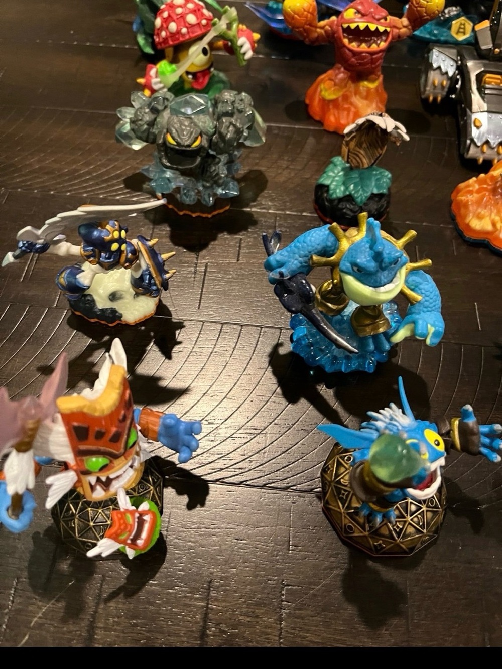 Activision Skylanders Action Figure Lot 43 Figures Total Carry Case Games Giants - Picture 4 of 10